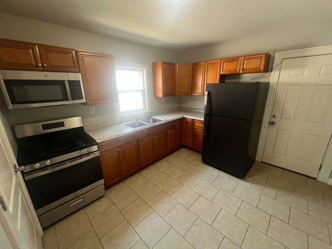 129 E Wampum Ave in Louisville, KY - Building Photo - Building Photo