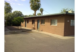 11019 N 17th Ave in Phoenix, AZ - Foto de edificio - Building Photo