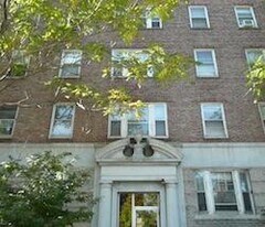 1615 Commonwealth Ave