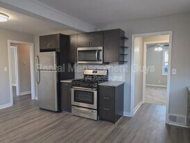 1093 Breen St in St. Paul, MN - Building Photo