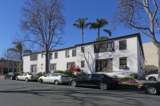 Mc Carty Apartments in Beverly Hills, CA - Building Photo - Building Photo