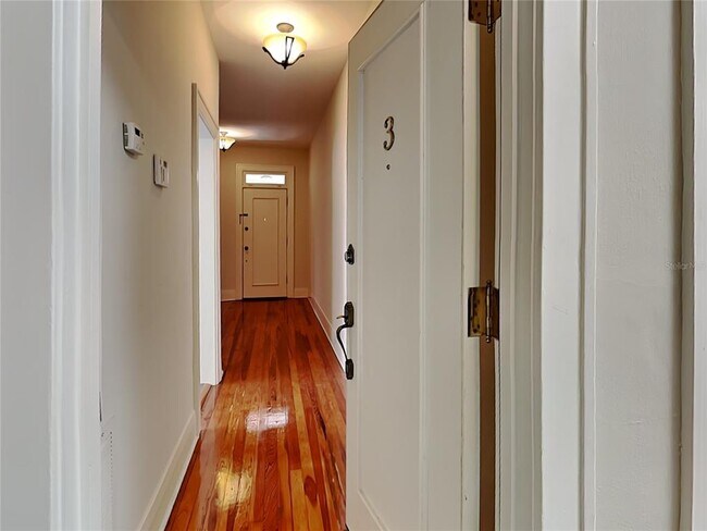 1806 W Morrison Ave in Tampa, FL - Building Photo - Building Photo