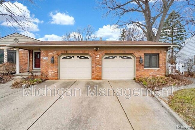 1311 Ottawa Ave in Royal Oak, MI - Building Photo - Building Photo