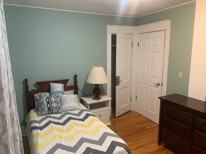 127 Carver St, Unit 127 Carver St in Springfield, MA - Building Photo - Building Photo