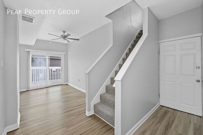 1516 William Howard Taft Rd in Cincinnati, OH - Building Photo - Building Photo