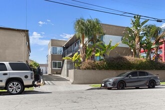 1 BED 1 BATH IN LOS ANGELES!!! in Los Angeles, CA - Building Photo - Building Photo