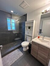 1450 Meridian Ave in Miami Beach, FL - Building Photo - Building Photo