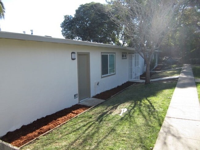 633 Hichborn St in Vallejo, CA - Building Photo - Building Photo