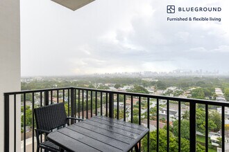 1501 SW 37th Ave in Miami, FL - Building Photo - Building Photo