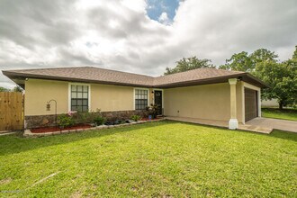 265 Winfall Ave SW in Palm Bay, FL - Building Photo - Building Photo
