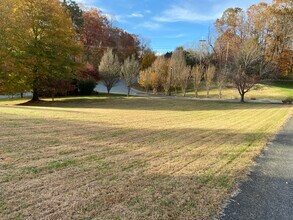 100 Beacon Hill Pl in Lynchburg, VA - Building Photo - Building Photo