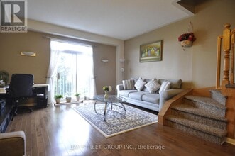 280-280 Hillcrest Ave in Mississauga, ON - Building Photo - Building Photo