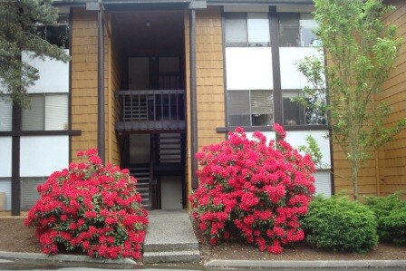 Canterbury Court Apartments in Seattle, WA - Foto de edificio - Building Photo