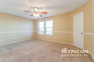 2432 Big Spring Dr in Fort Worth, TX - Building Photo - Building Photo