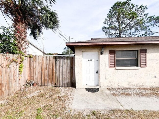 property at 5723 Silver Spur Dr