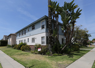 3991-3997 Minerva Ave in Los Angeles, CA - Building Photo - Building Photo