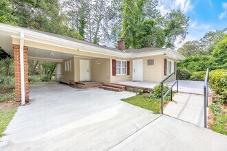 118 Lee St in Statesboro, GA - Building Photo - Building Photo