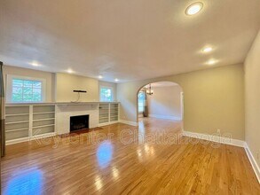 1610 Hixson Pike in Chattanooga, TN - Building Photo - Building Photo