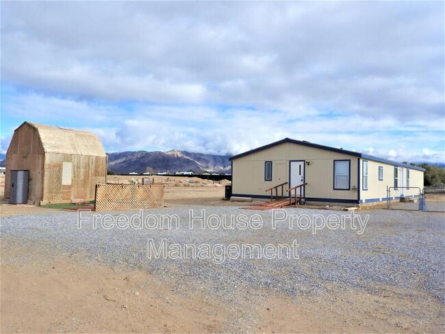 4710 Manse Rd in Pahrump, NV - Building Photo - Building Photo