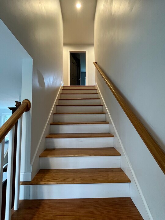 725 US-1 in Scarborough, ME - Building Photo