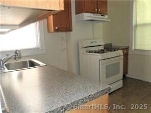 380 Bond St in Bridgeport, CT - Building Photo - Building Photo
