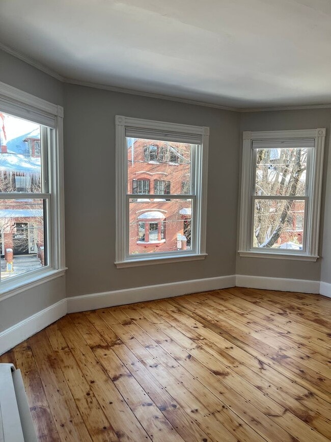 130 Neal St in Portland, ME - Building Photo - Building Photo