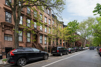 195 Berkeley Pl in Brooklyn, NY - Foto de edificio - Building Photo