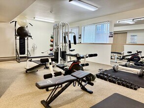 Northpointe Highlands in Kenmore, WA - Building Photo - Building Photo