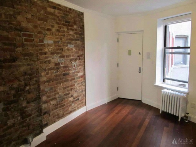 438 E 12th St-Unit -8 in New York, NY - Building Photo - Building Photo