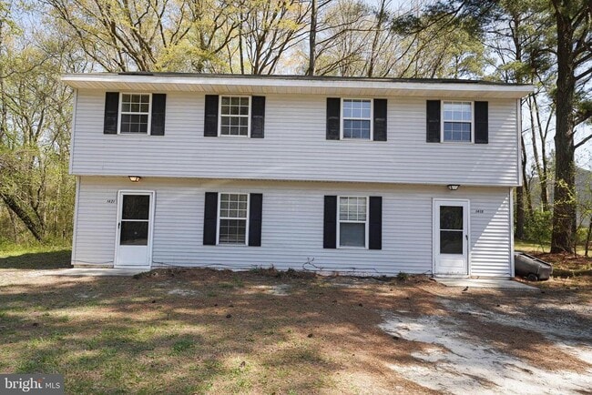 property at 1421 Emerson Ave