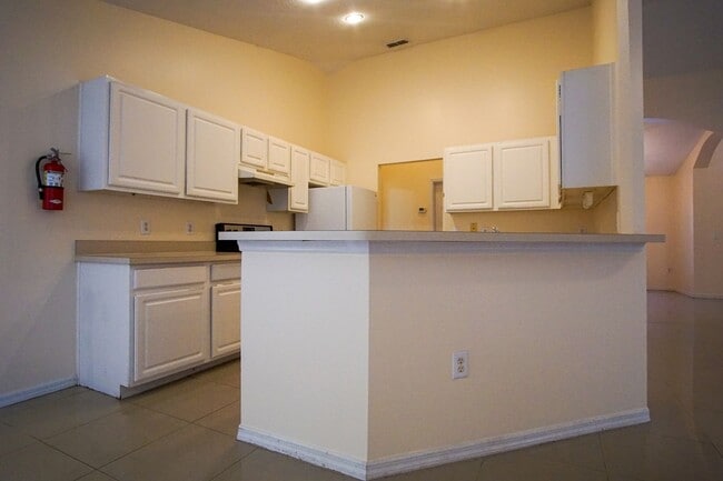 property at 5434 Loma Vista Loop