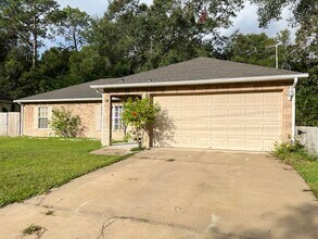 200 Catalonia Ave in De Leon Springs, FL - Building Photo - Building Photo