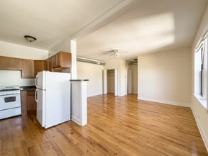 385 Park Ave, Unit J01P in Glencoe, IL - Building Photo - Building Photo