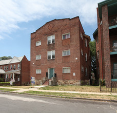 2300 Ocala Ave in Baltimore, MD - Building Photo - Building Photo