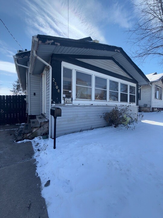 2308 Mulberry St in Rockford, IL - Building Photo