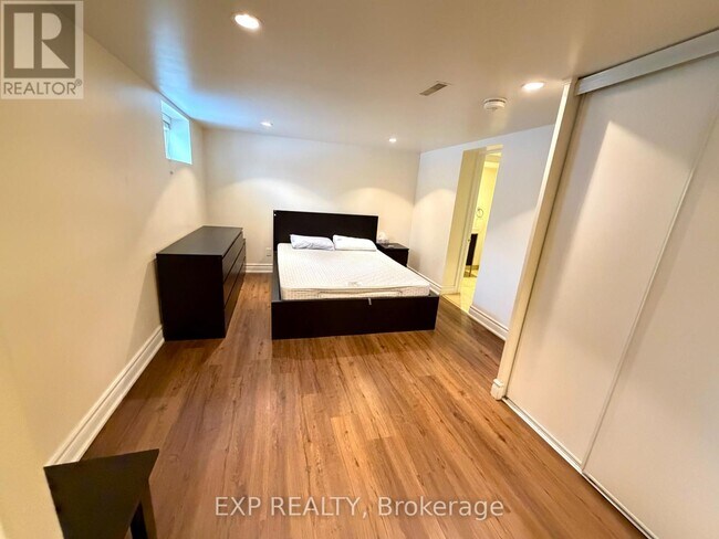 119 Earlton Rd in Toronto, ON - Building Photo - Building Photo