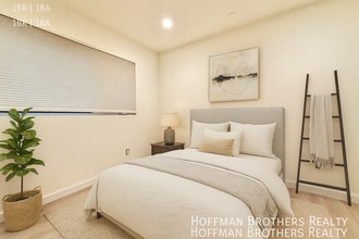 3245 Drew St in Los Angeles, CA - Building Photo - Building Photo