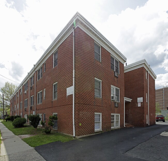 Olympic Apartments in Irvington, NJ - Building Photo - Building Photo