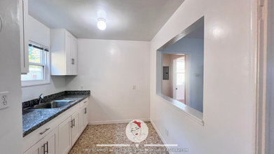 1046 63rd St in Oakland, CA - Building Photo - Building Photo