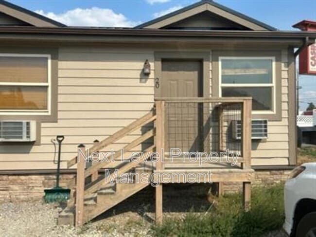 property at 1263 2nd Ave E