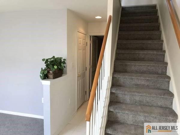 property at 43 Giera Ct