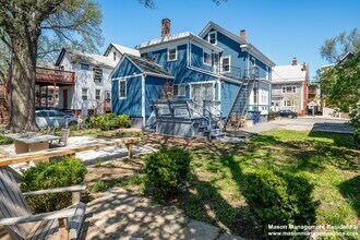 34 Everett Ave, Unit 1 in Somerville, MA - Foto de edificio - Building Photo