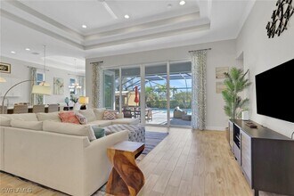 6394 Warwick Ave in Naples, FL - Building Photo - Building Photo