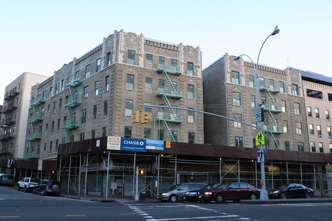 UAC III in Bronx, NY - Building Photo - Building Photo