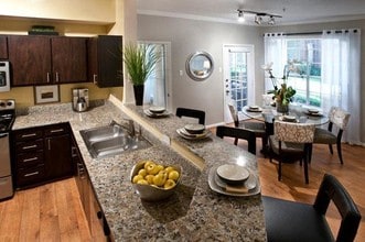 TERRA AT PINEY POINTE in Houston, TX - Building Photo - Interior Photo