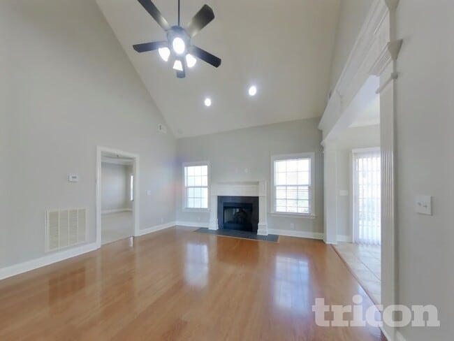 1527 Dewsbury Dr in Murfreesboro, TN - Building Photo - Building Photo