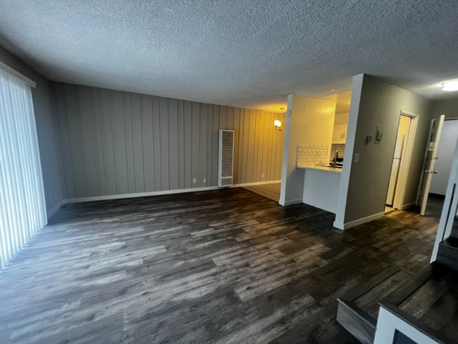 4014 Emerald St in Torrance, CA - Building Photo - Building Photo