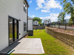 438 Sustainable Wy in Raleigh, NC - Building Photo - Building Photo