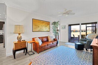 5992 Spicewood Ln in Vero Beach, FL - Foto de edificio - Building Photo