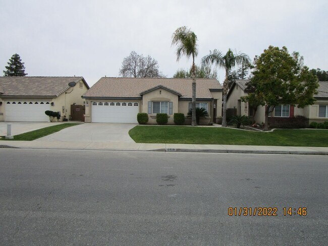 10619 Anacostia Way in Bakersfield, CA - Building Photo - Building Photo